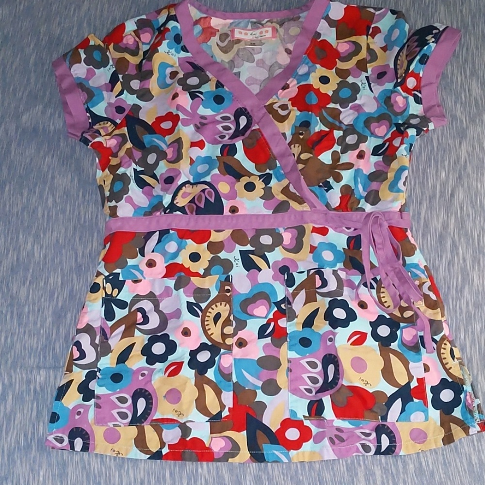 Koi scrub top